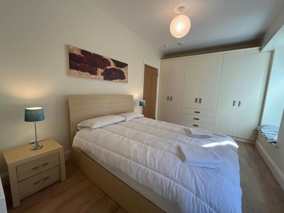 City Beach Gem 5 Adult Spaces Plus Child Дублин Экстерьер фото